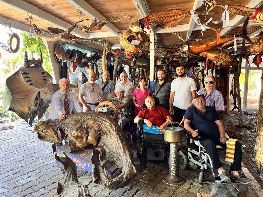                              Türkiye Deniz Canlıları Müzesi engelli vatandaşları ağırladı