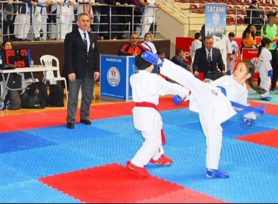                                                                  Türkiye Karate Şampiyonu Silivri´den