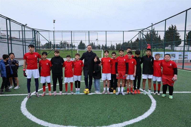 ÇANTA MAHALLESİ 4 PARKA AYNI ANDA KAVUŞTU